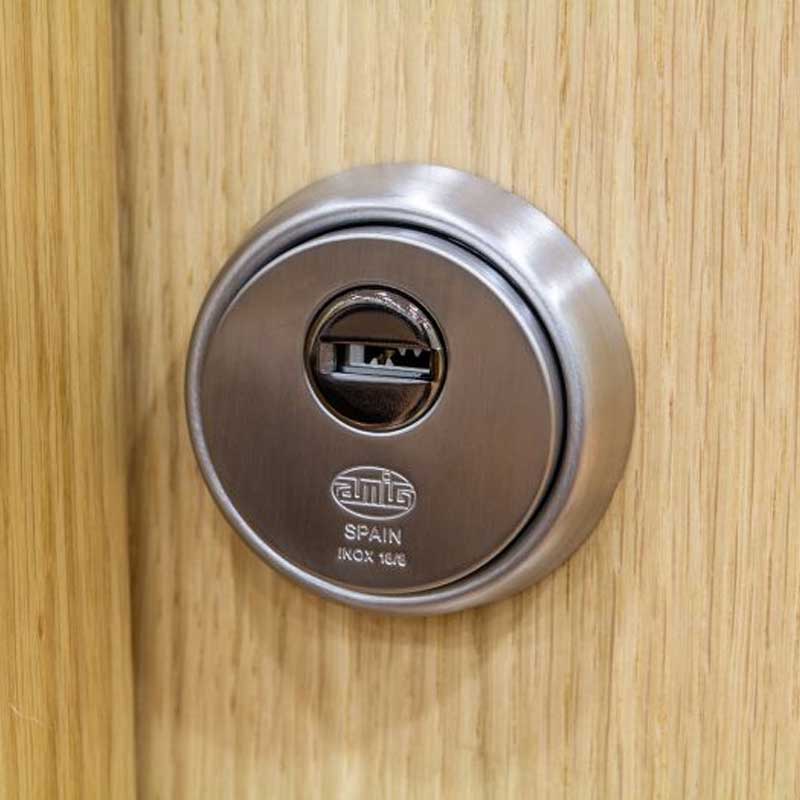 Escudo Seguridad Cerradura AMIG precio