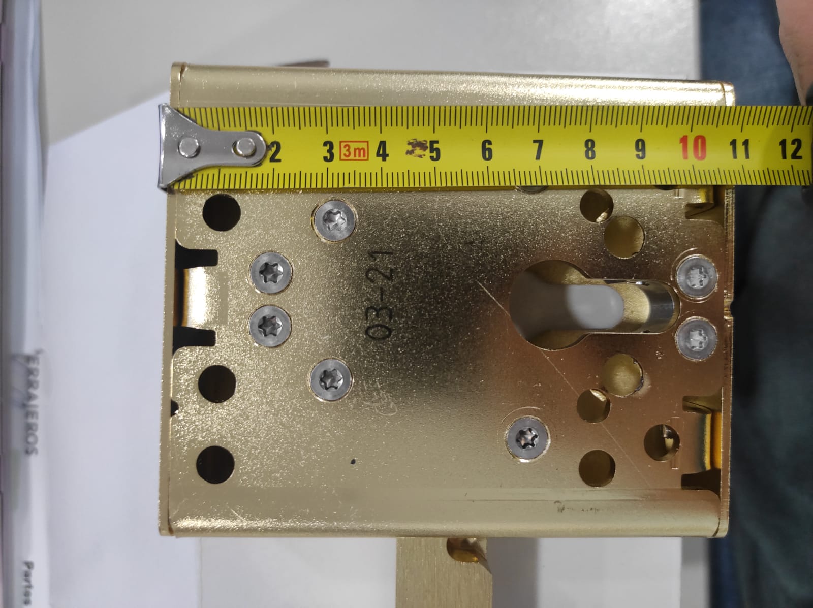 Pack Security ABUS: Cerrojo Europerfil, 2 cilindros ABUS BRAVUS MX PRO MAGNET y 2 escudos de seguridad - Imagen 10